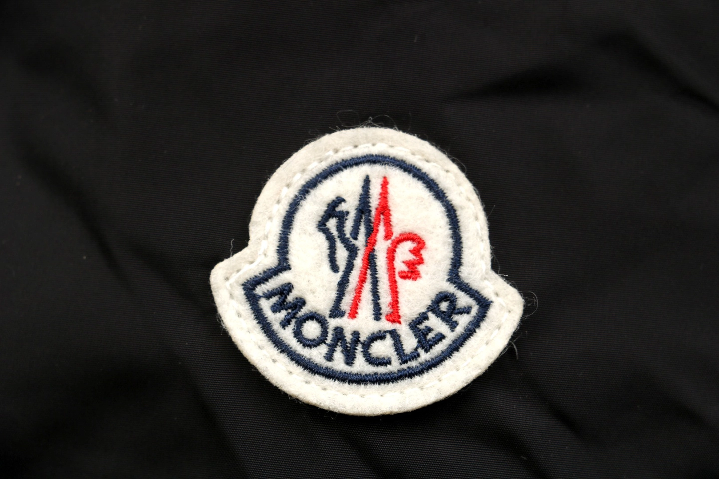 Mxxcler Agneux Cinched-Waist Hooded Down Jacket Black Brand label