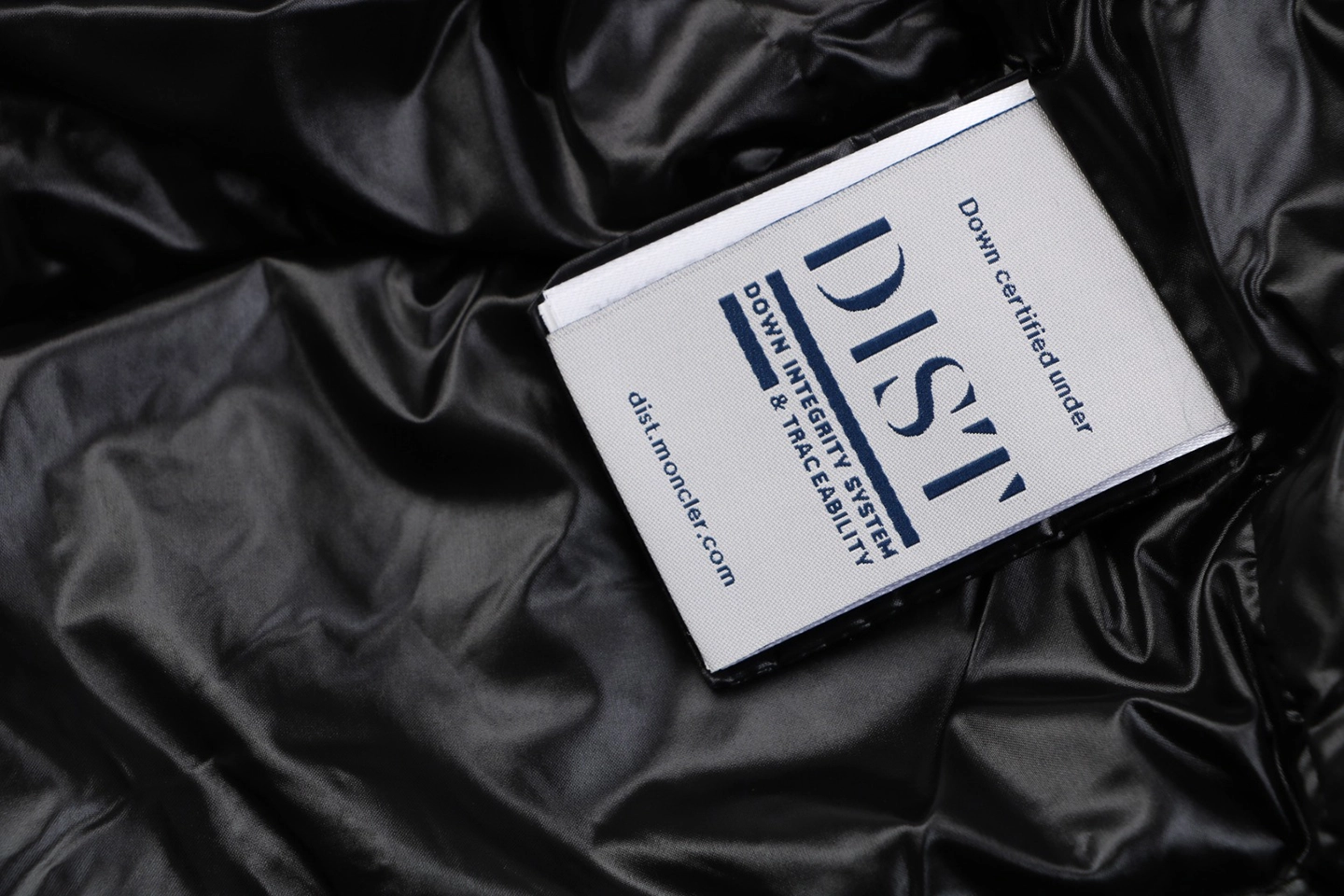 Mxxcler Maire Women’s Hooded Down Jacket Black Wash label