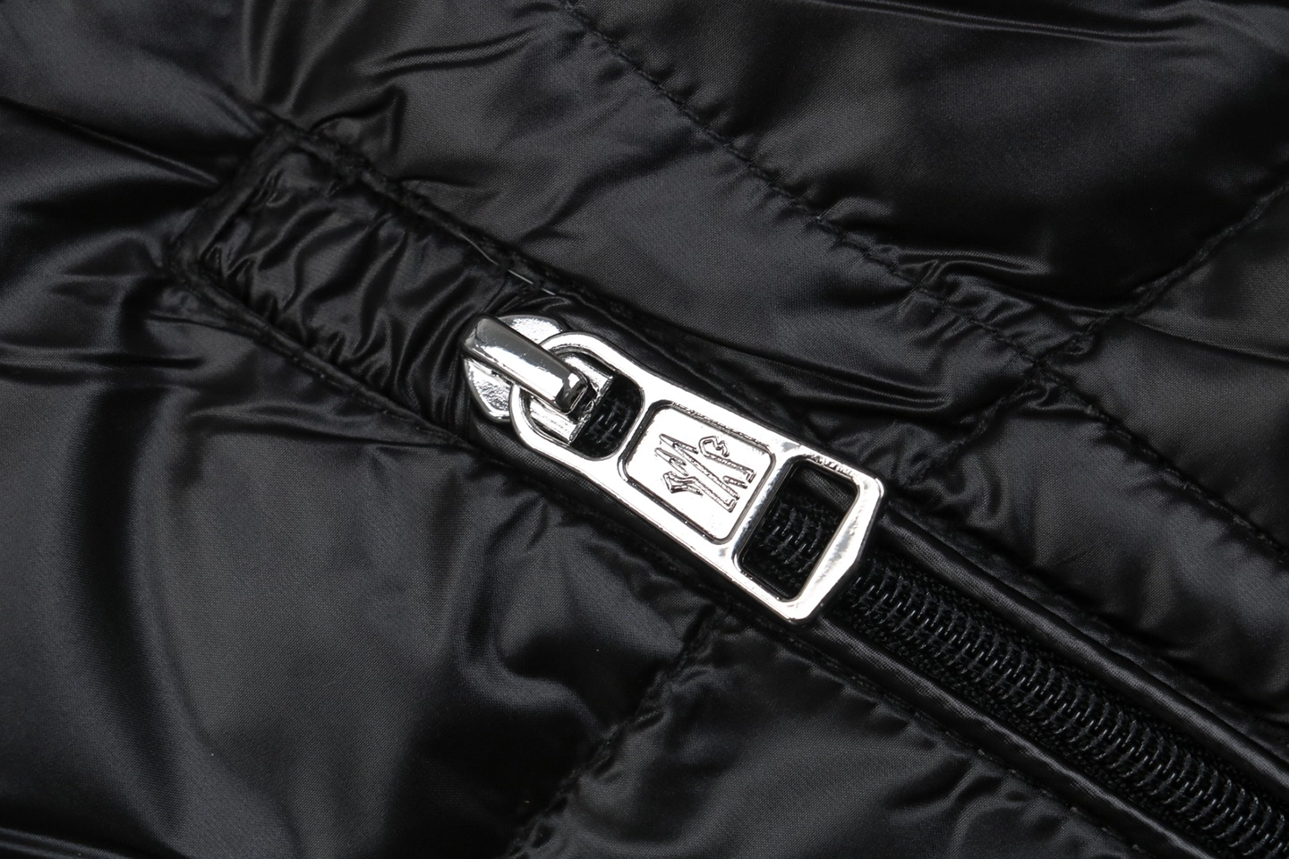 Mxxcler Quilted Pocket Mixed-Fabric Down Jacket #MS-934 Zipper puller