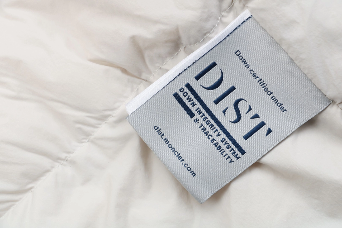 Mxxcler x 1017 ALYX 9SM Triple-Zip Hooded Down Jacket White Wash label