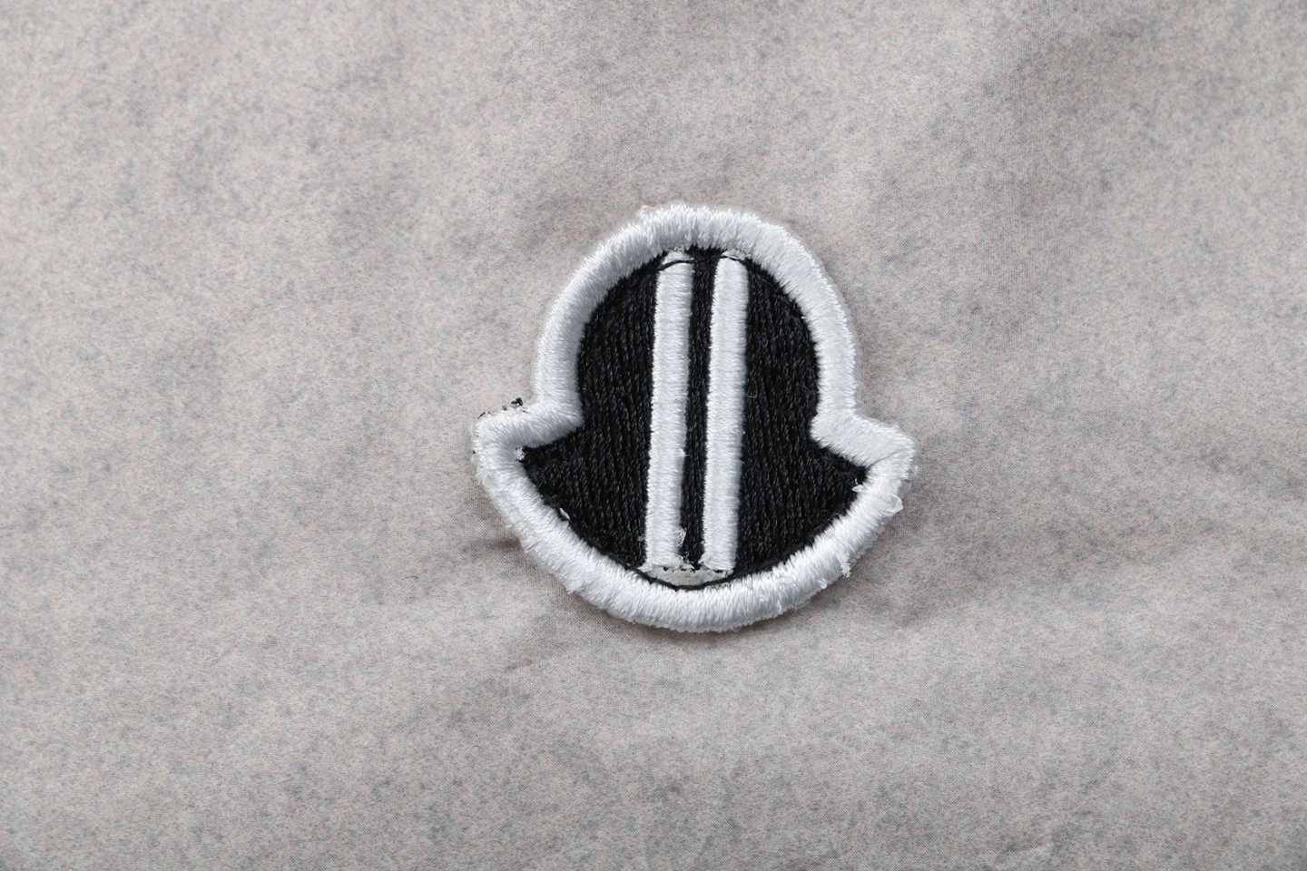 Mxxcler x RO Gradient Quilted Down Jacket #MT-2509 Brand label