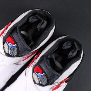 Air Jordan 8 Retro “Bugs Bunny” tongue inner detail with Bugs Bunny embroidery