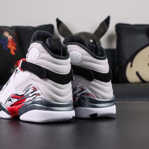 Air Jordan 8 Retro 'Bugs Bunny'5.jpg