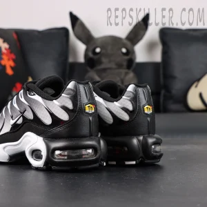 Nike Air Max Plus Black Metallic Silver rear angled view