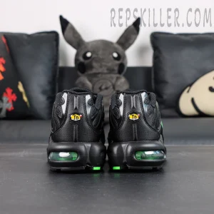 Air Max Plus 'Green Strike'9.jpg