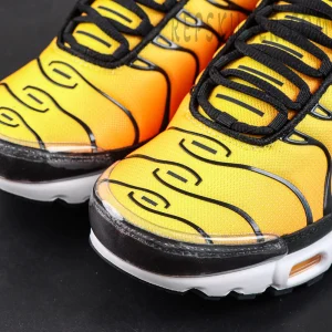 Nike Air Max Plus “Sunset” toe box material and texture close-up
