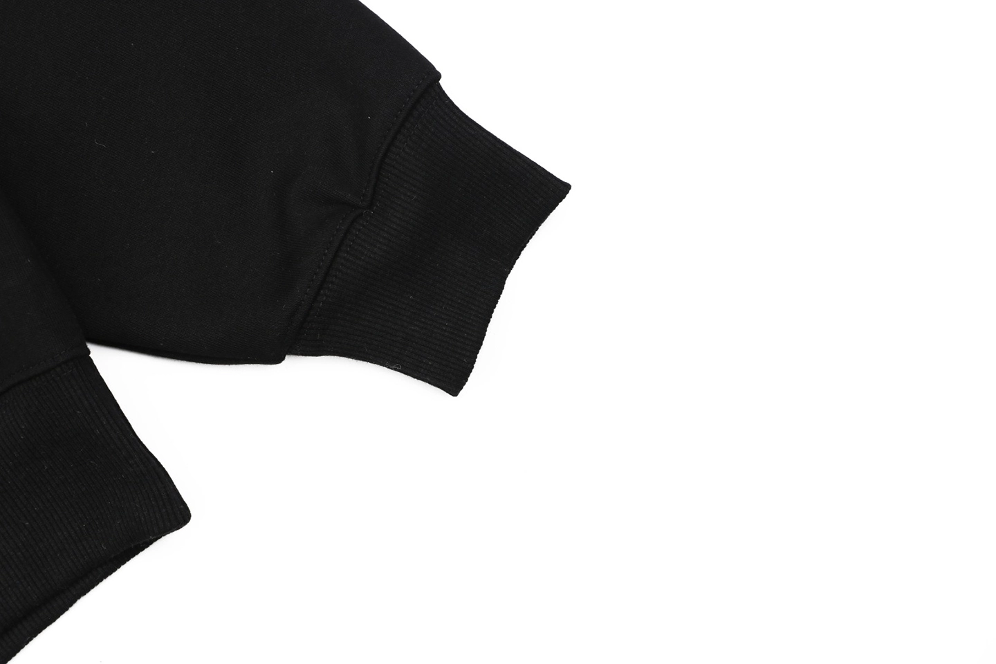 Fendi × Heytea Collaboration Crewneck Sweatshirt Cuff