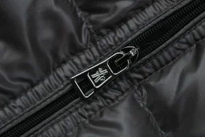 Moncler Gui Quilted Lightweight Down Vest Zipper puller