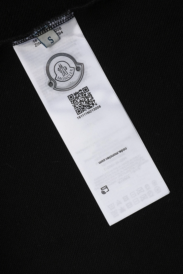 Moncler Rooster Logo M Print Crewneck Sweatshirt Black Wash label