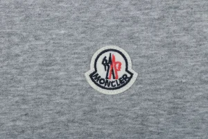 Moncler Small Logo Crewneck Sweatshirt Grey Brand