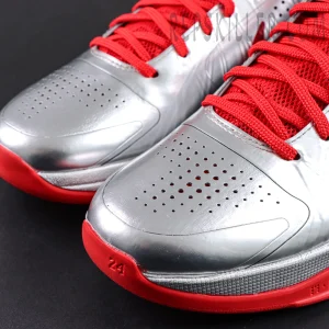 Caitlin Clark x Nike Zoom Kobe 5 Protro “Rookie of the Year” basketball shoes, perforated toe box and red outsole detail close-up