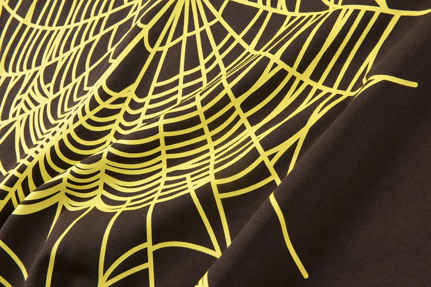 Sp5der Mocha Goldweb Graphic T-shirt6