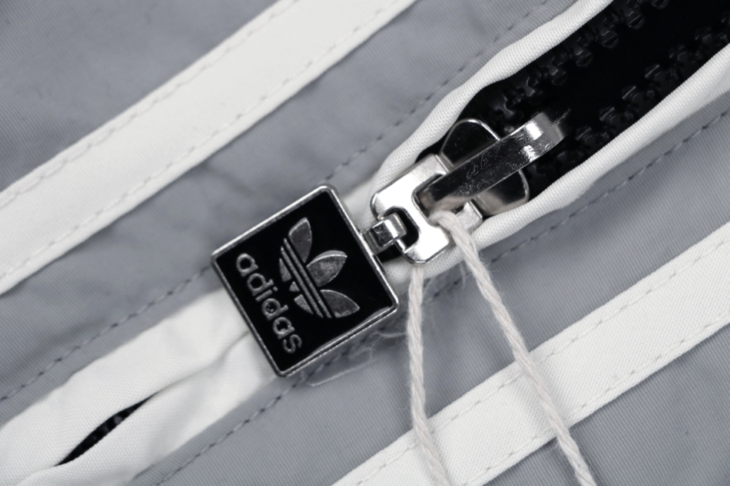 Adidas Originals Reversible Padded Jacket14.jpg