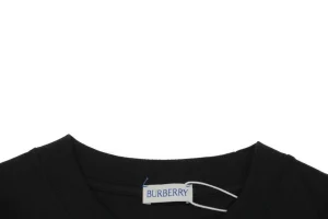 Burberry Gradient Check Equestrian Knight T-Shirt Black Collar