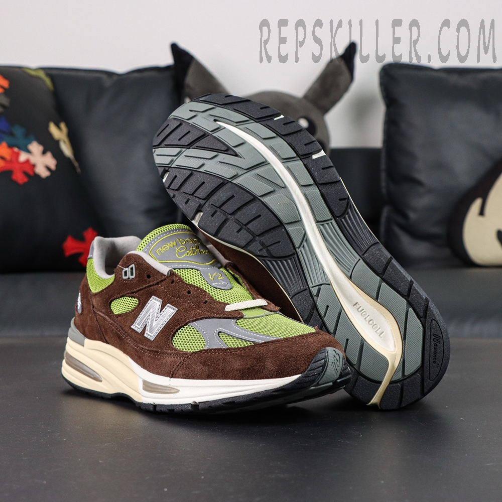 Daniëlle Cathari x Kith x New Balance 991v2 “Reverse” sneakers, outsole view with traction pattern and cushioning system