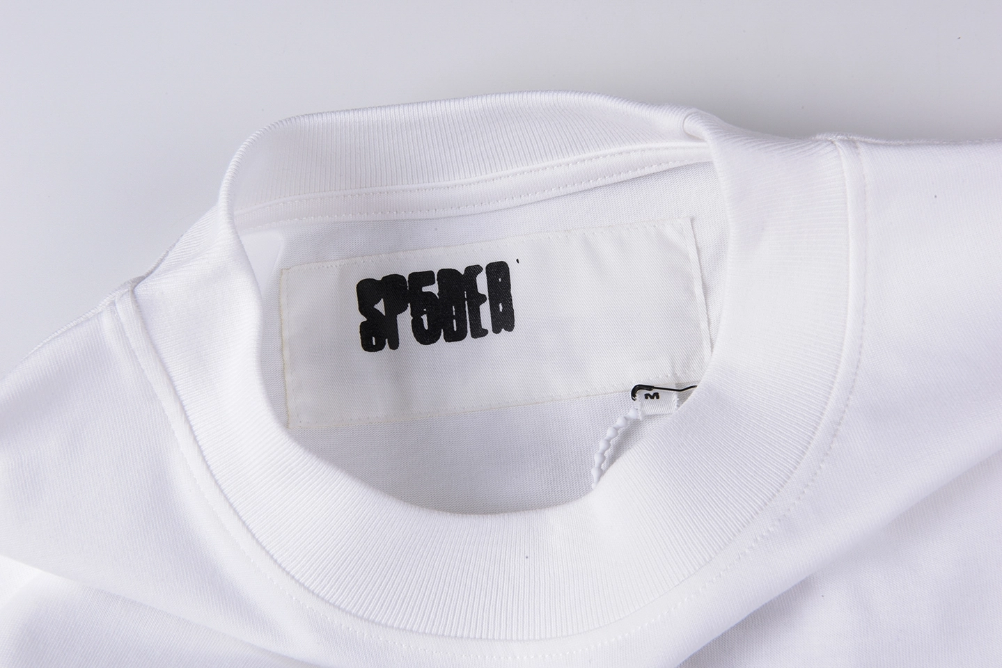 Sp5der White Distressed Arc Logo Graphic T-Shirt7