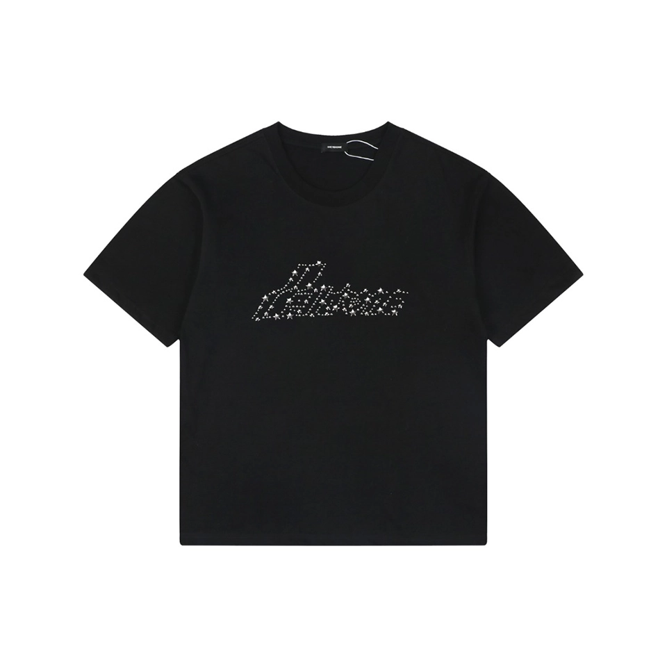 We11done Cross Chain Logo Graphic T-Shirt Black Front view