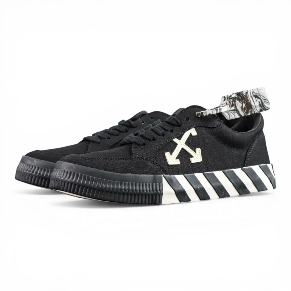 Off-White Vulc Sneaker 'Black'